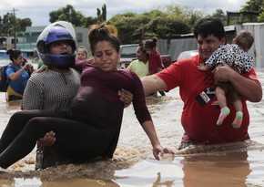 В Гватемале оползень накрыл 15 жилых домов
