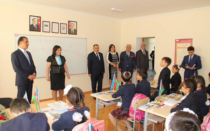 Посол России в Азербайджане принял участие в открытии школы в Гяндже - ФОТО