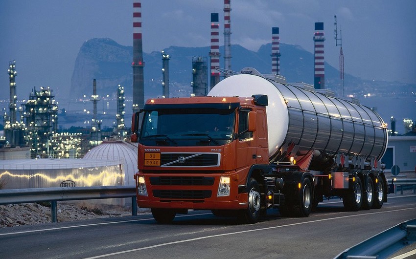 Казахстан может продлить запрет на вывоз нефтепродуктов автотранспортом