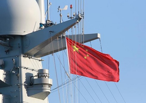 Корабль ВМС Китая вошел в воды Японии