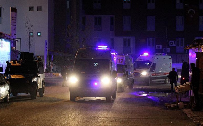 В Турции при взрыве на складе боеприпасов погибли семь человек - ОБНОВЛЕНО - 2