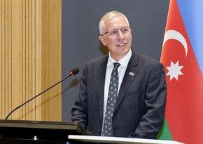 UK ambassador congratulates Azerbaijani media representatives on National Press Day