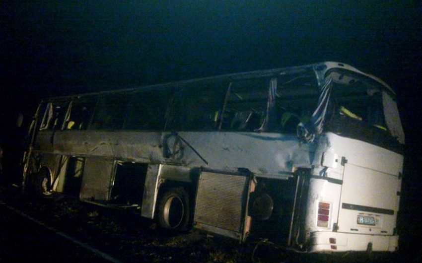 Пассажирский автобус перевернулся на юге Боливии