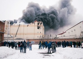 В Башкортостане из-за пожара частично обрушилась крыша ТЦ