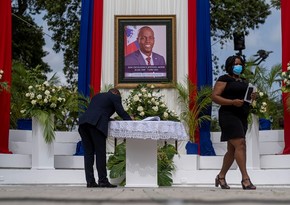 В Гаити похоронили президента Жовенеля Моиза