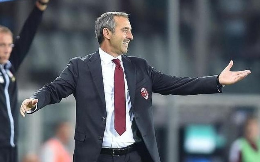 Милан объявил об отставке главного тренера