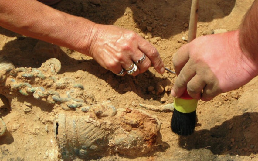 ​Археологи нашли в Китае более 300 артефактов возрастом 4 тысячи лет