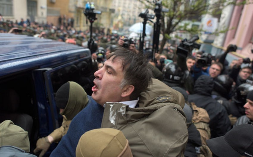 Полиция осмотрела личные вещи Саакашвили