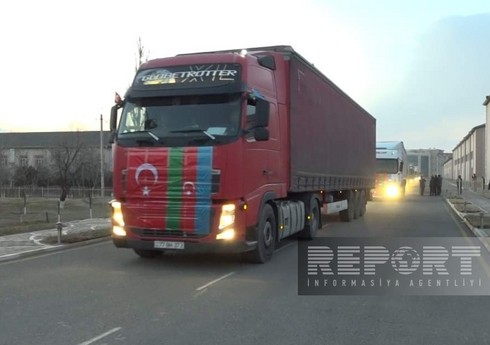 Еще 11 фур с гуманитарной помощью отправлено из Нахчывана в Турцию