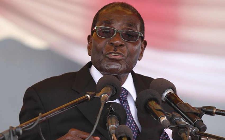 Президент Зимбабве Мугабе назвал помощь Запада гнилой и грязной