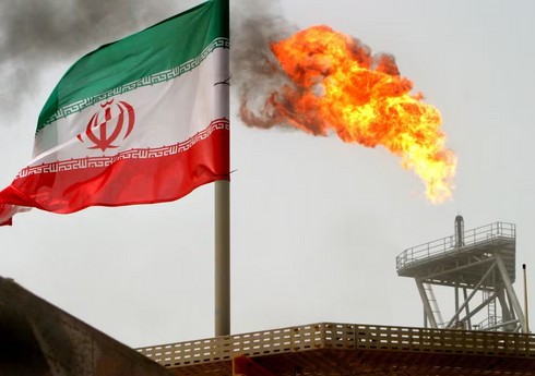 Иран повышает цены на нефть для Китая