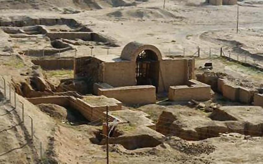 ​İŞİD Mosulda 3 min ildən artıq yaşı olan tarixi abidəni dağıdır