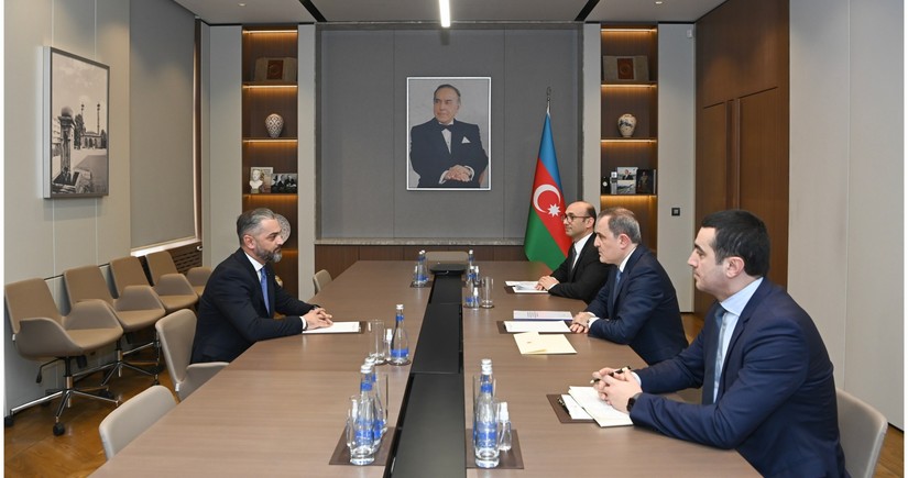 Albania's newly appointed ambassador presents credentials to Azerbaijan's foreign minister