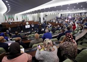 Algeria to hold early parliamentary elections