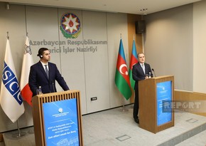 Azerbaijani FM says peace treaty must contain no open issues