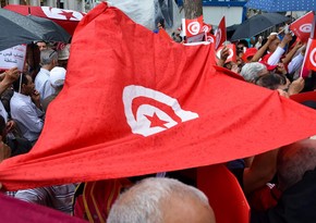 В Тунисе работники транспортной сферы объявили забастовку