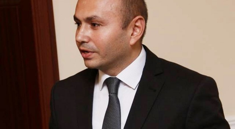 Elsad Mirbesiroglu.