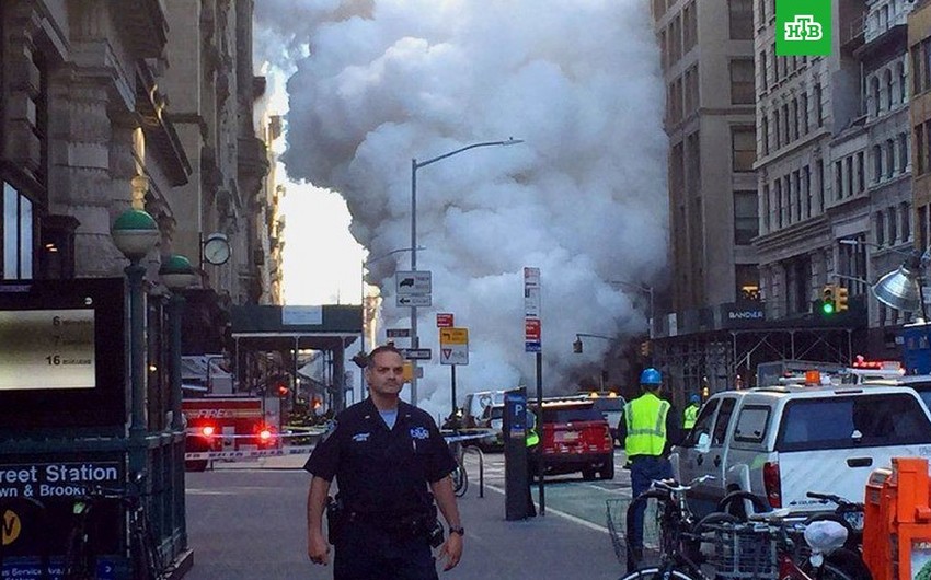 Пять человек пострадали из-за разрыва паровой трубы в Нью-Йорке