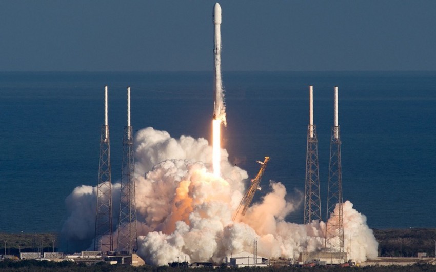 В SpaceX вывели на орбиту 53 спутника Starlink