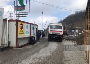 38 vehicles of Russian peacekeepers move freely on Khankandi-Lachin road