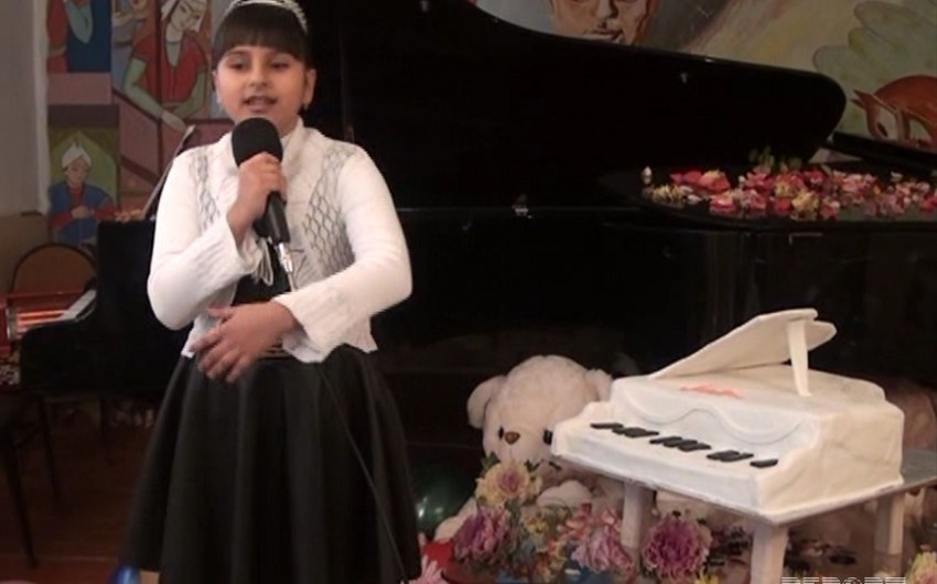Salyanda 10 yaşlı pianoçu qızın solo konserti keçirilib - FOTO