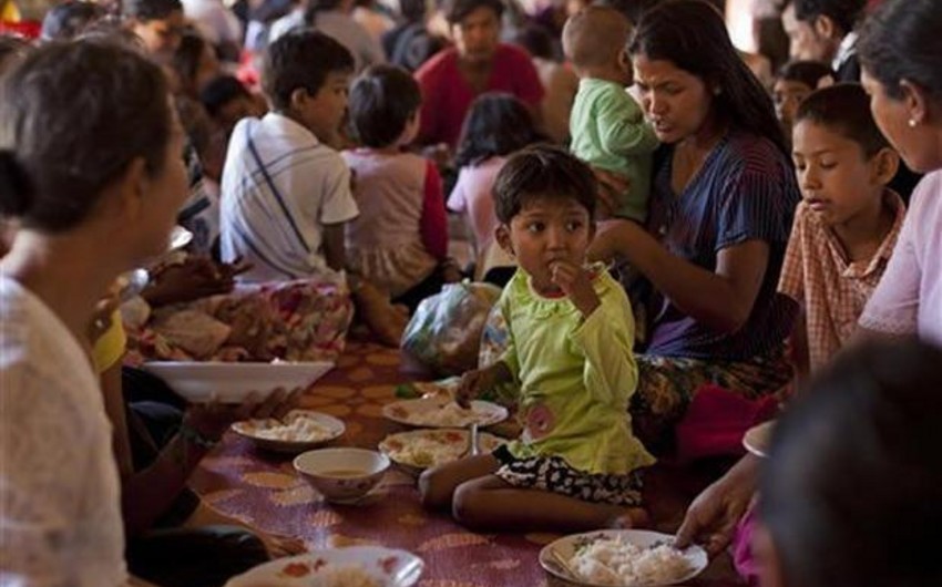 Более полмиллиона беженцев из Мьянмы живут в тяжелейших условиях