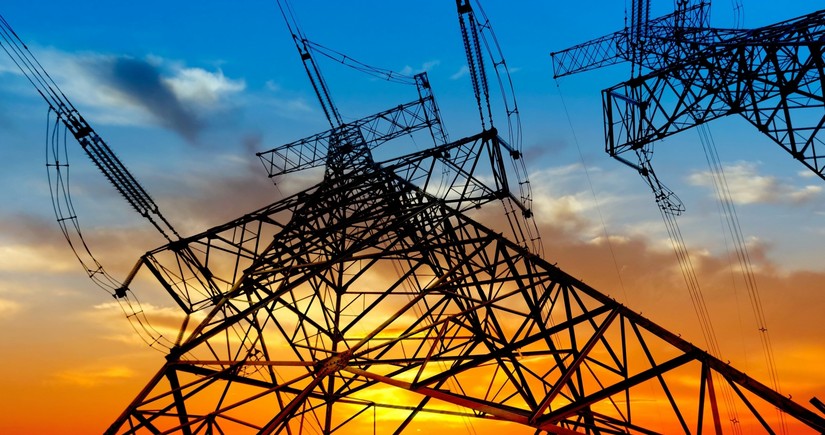 Azərbaycan elektrik enerjisi idxalını 42 %-ə yaxın artırıb