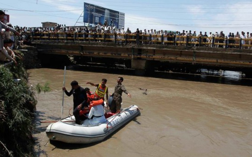 Число жертв наводнений в Пакистане возросло до 169