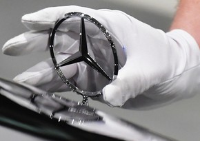 Производитель фирменного знака машин Mercedes объявил о банкротстве