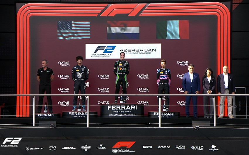 Formula 2: Sprint yarışının qalibi mükafatlandırılıb