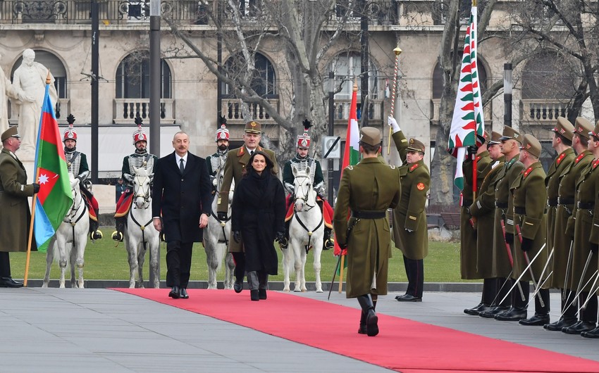 Official welcome ceremony held for President Ilham Aliyev in Budapest