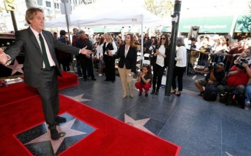 На Аллее Славы в Голливуде открыли звезду Хью Лори