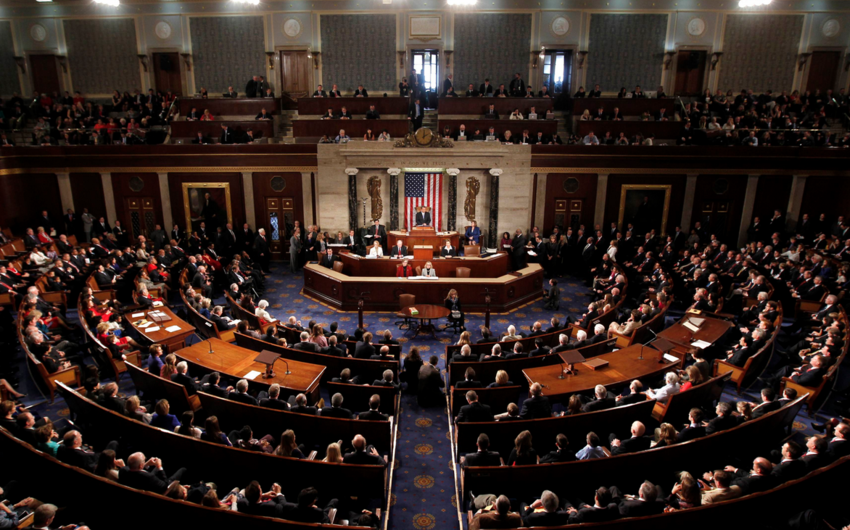 ABŞ Senatı borc həddinin artırılması barədə qanunu qəbul edib