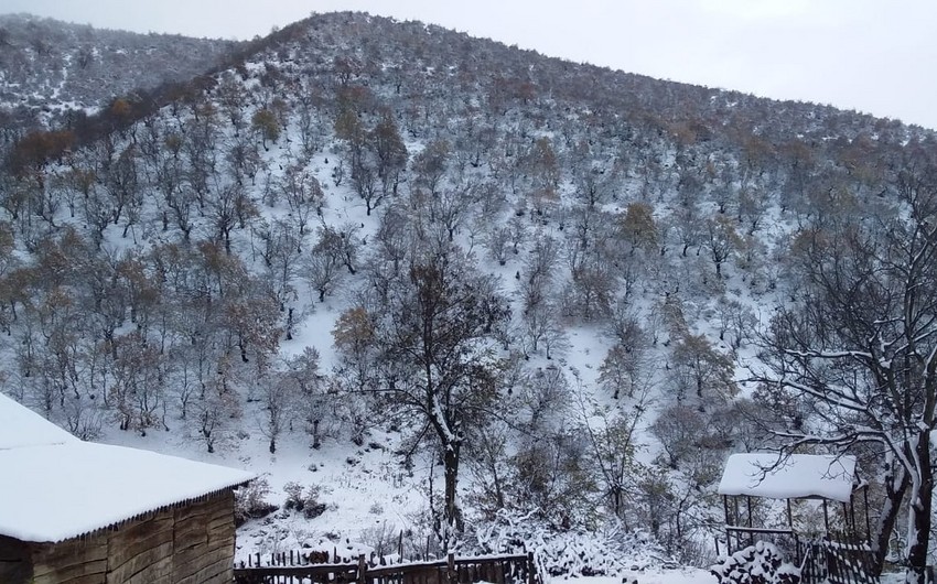 Snow falls in Azerbaijan's Shahdag