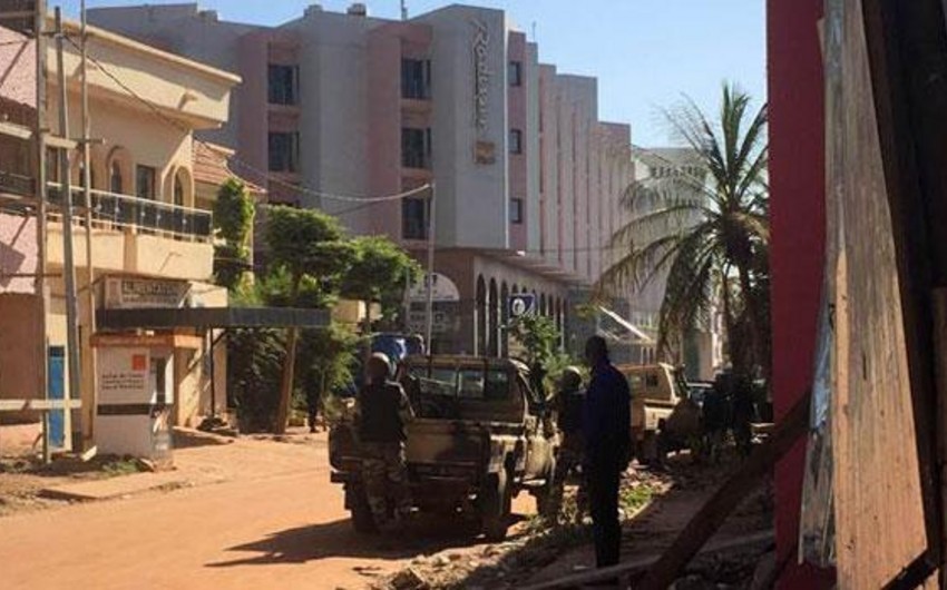 Освобождены сотрудники Air France, находившиеся в заложниках в отеле в Мали