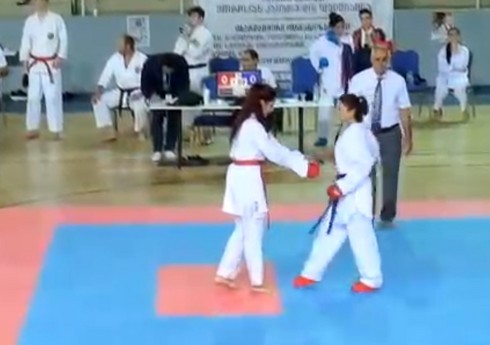 Армянская каратистка устроила провокацию против азербайджанской спортсменки на международном турнире