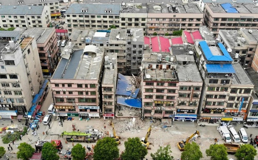 Çində binanın çökməsi nəticəsində azı 39 nəfər itkin düşüb