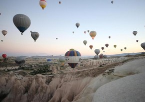 Türkiyənin turizm gəlirləri 53 %, xərcləri isə 2 dəfədən çox artıb