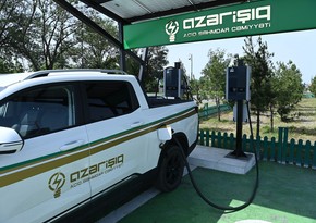 Azerishiq installing 12 more charging stations in Baku