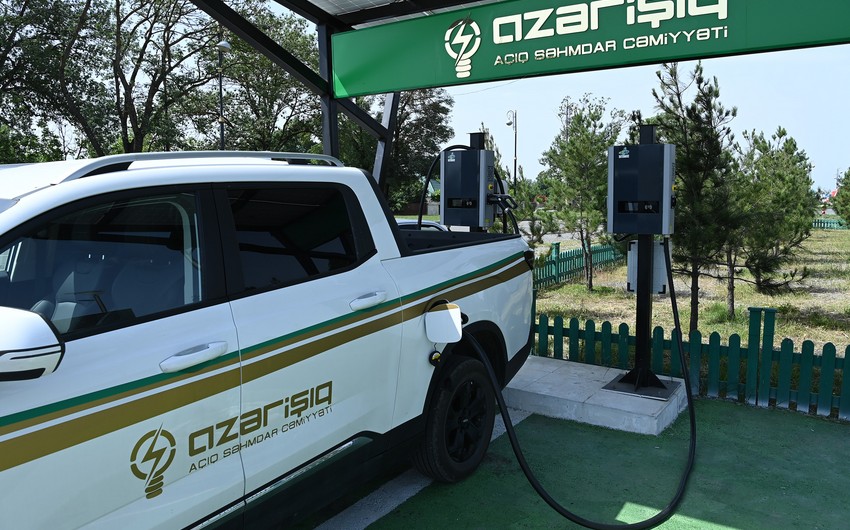 Azerishiq installing 12 more charging stations in Baku