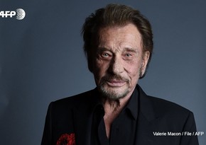 French musician Johnny Hallyday dies