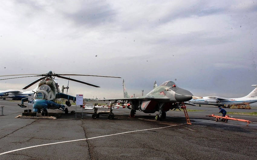 Rusiyalı pilotlar Yerevandakı hərbi bazada təlim keçiblər