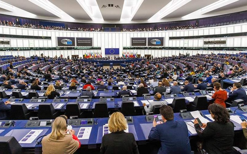 European Parliament wants to strip immunity from MPs suspected of corruption