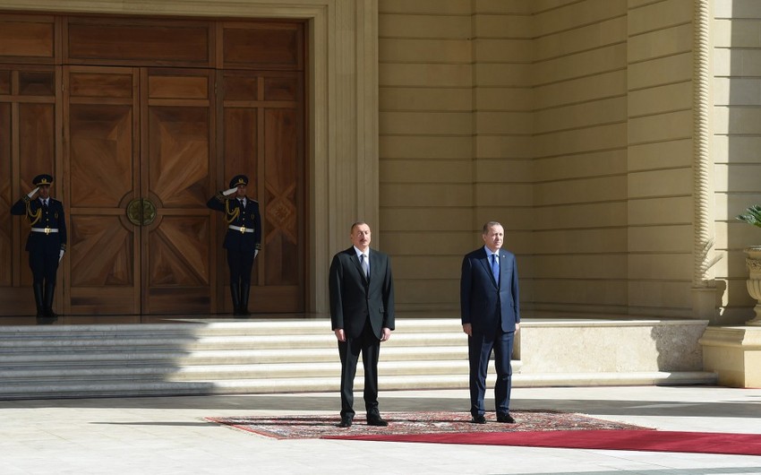 Presidents of Azerbaijan and Turkey have joint dinner