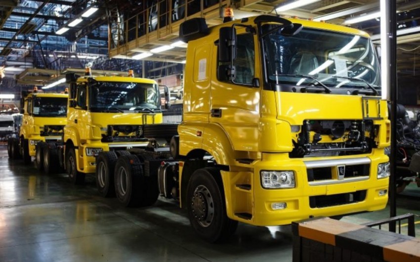 KamAZ and Ganja automobile plant sign a contract for supply of vehicle kits