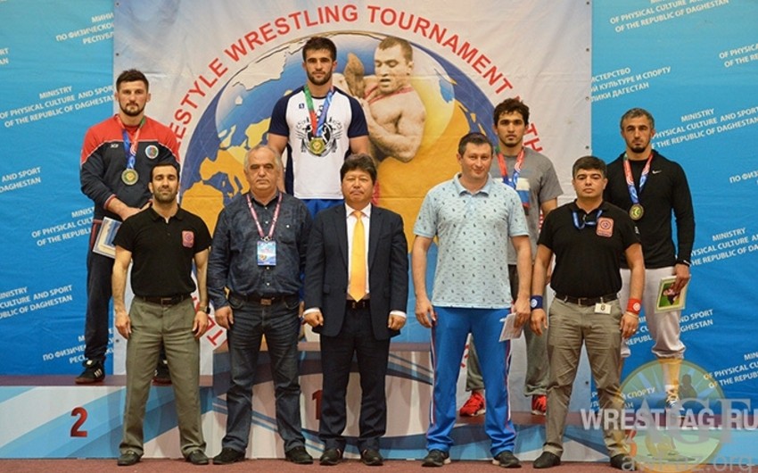 Azərbaycan güləşçiləri Rusiyada 2 qızıl, 1 gümüş medal qazanıblar