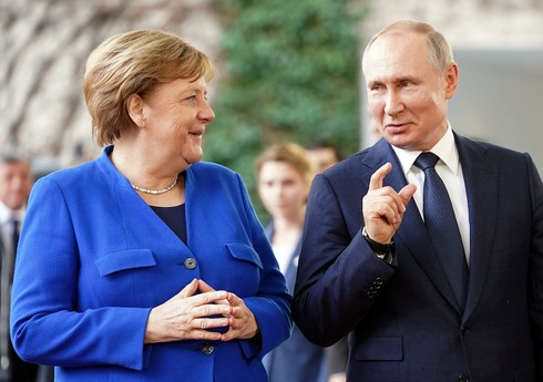 Путин и Меркель обсудят в Москве актуальные международные темы