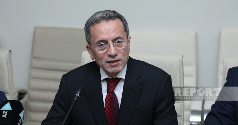 Güneyli milli fəal Əhməd Obalını döyən şəxs saxlanılıb