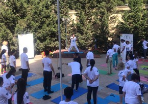 Baku celebrates 8th International Yoga Day