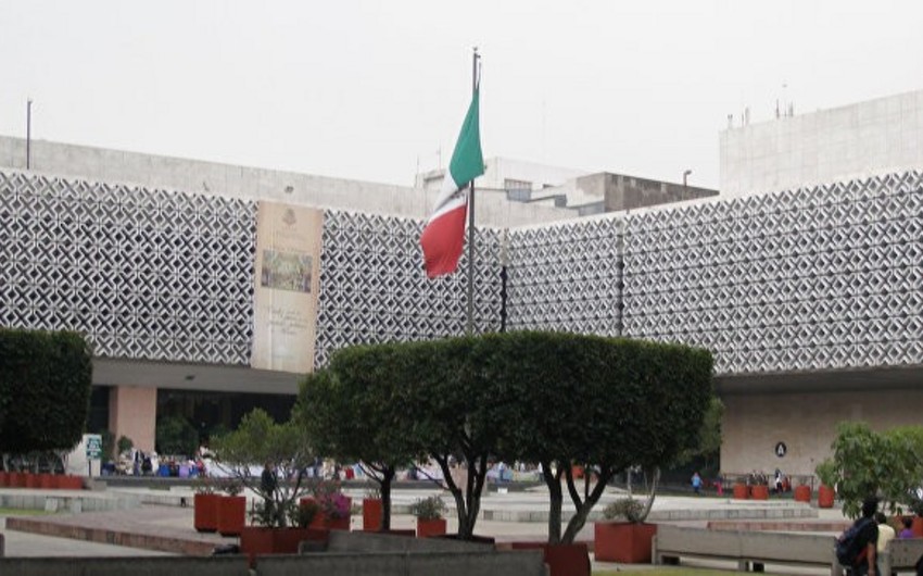 Мексиканским депутатам запретили поездки зарубеж за счет госбюджета